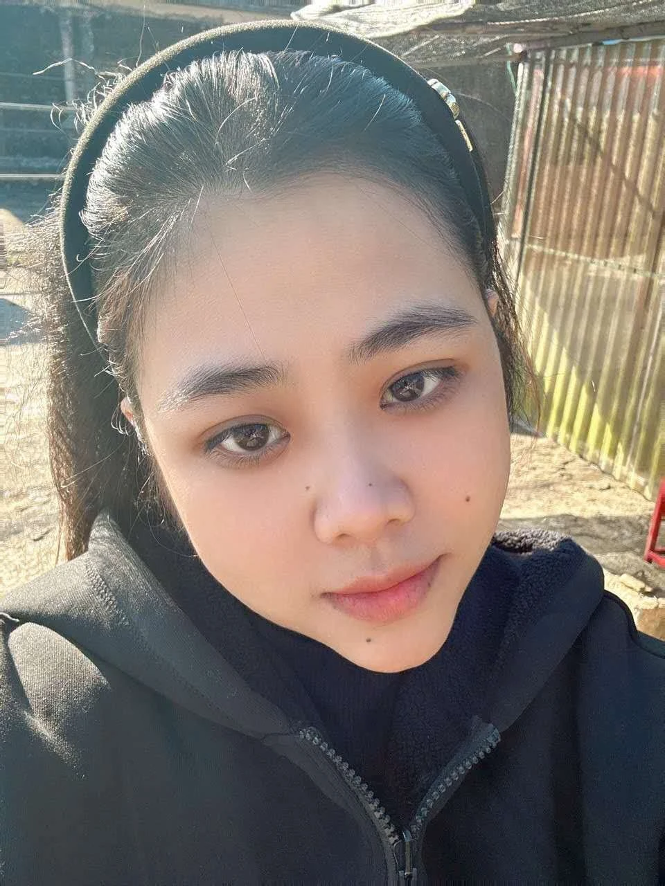 Yiuyiu – Vietnamese escort in Hanoi — 2 / 5