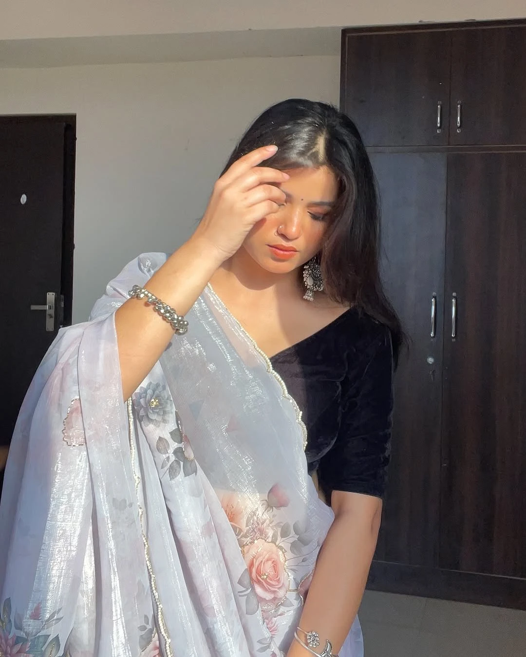 Aisha – Indian escort in Hyderabad — 2 / 4