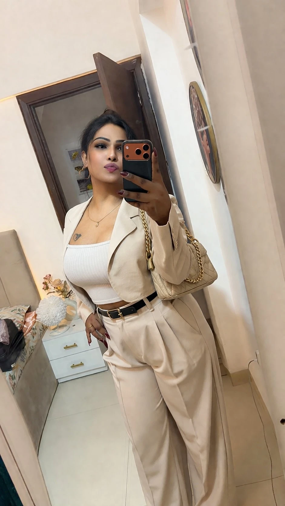 Cam Sessions Only.. No Real Meetups – Indian escort in Mumbai — 11 / 15