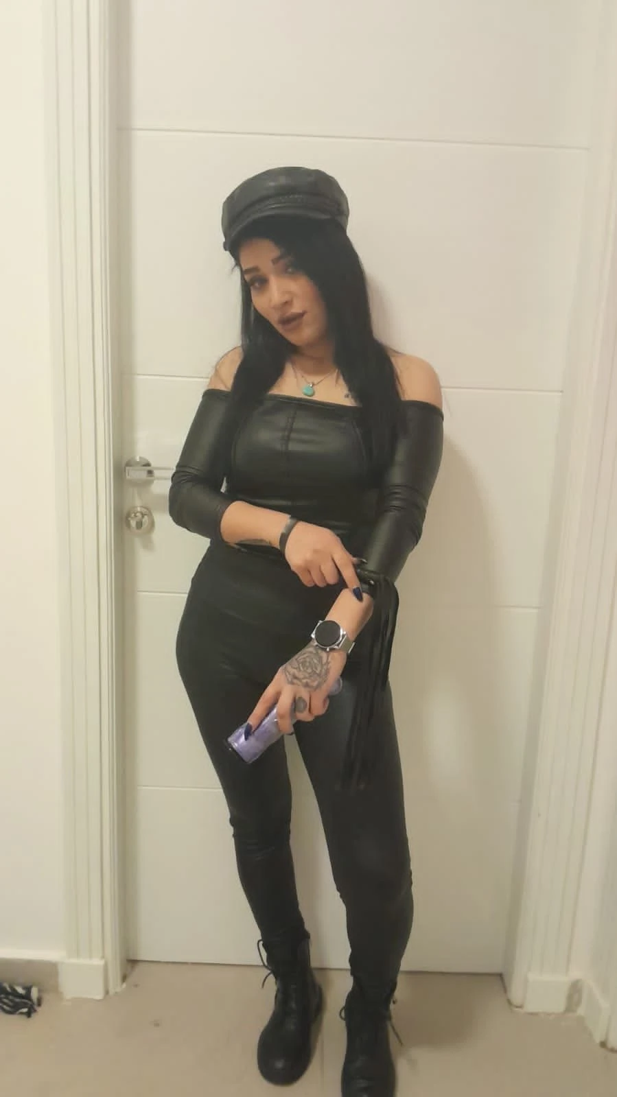 Queen Jeny – Lebanese escort in Beirut — 4 / 9
