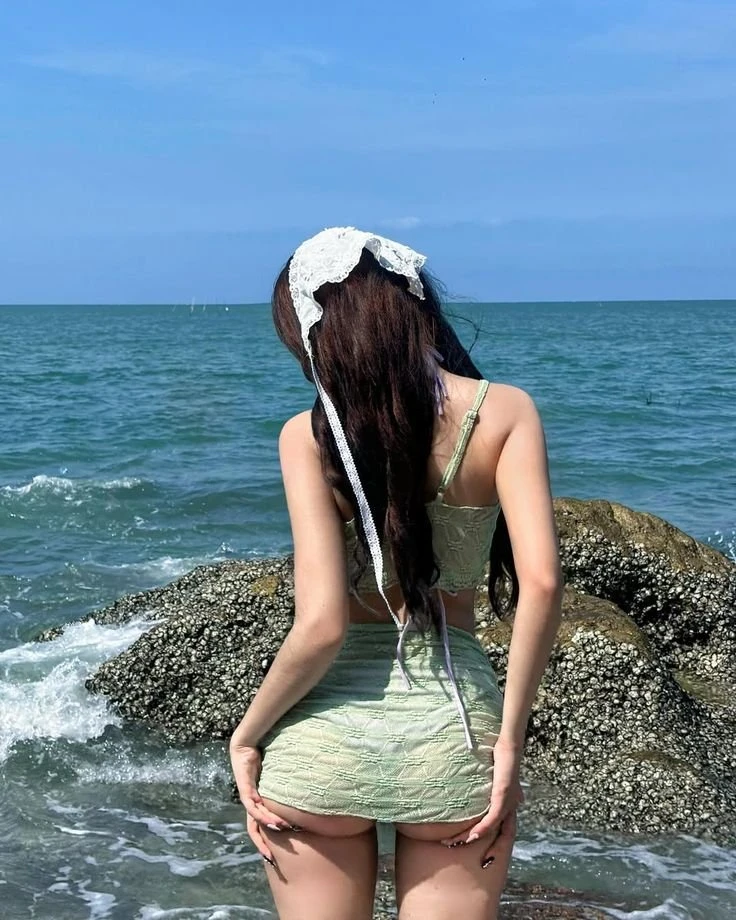 Monika Hand Cash Payment – Russian escort in Kochi — 2 / 5