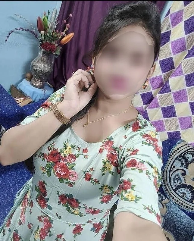 Ruhi jain – Indian escort in Hyderabad — 2 / 3