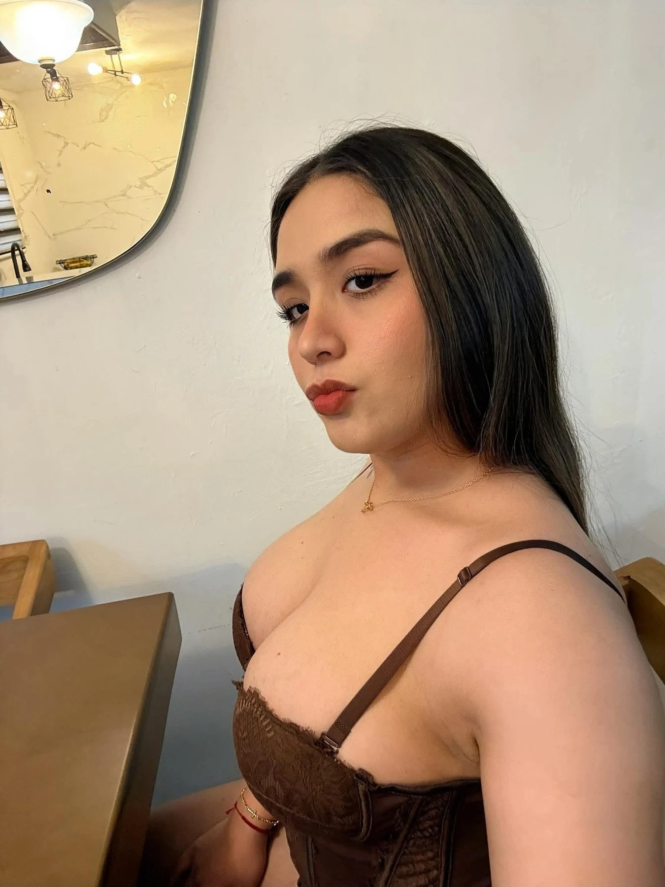 Hakami – Ukrainian escort in Montenegro — 2 / 4