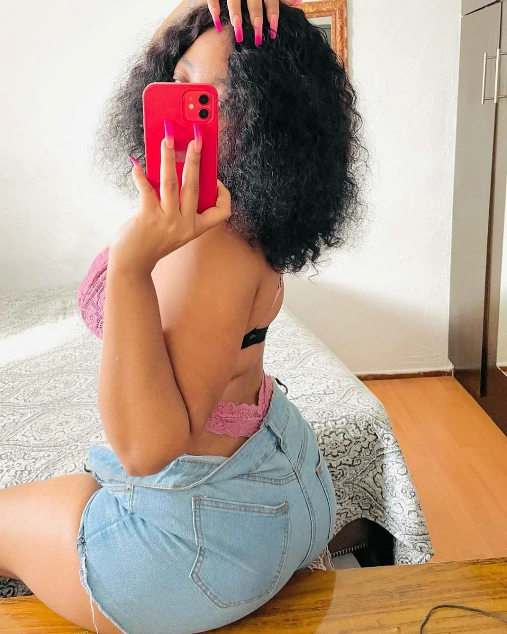 Mistress Athena – Gambian escort in Beirut — 2 / 9