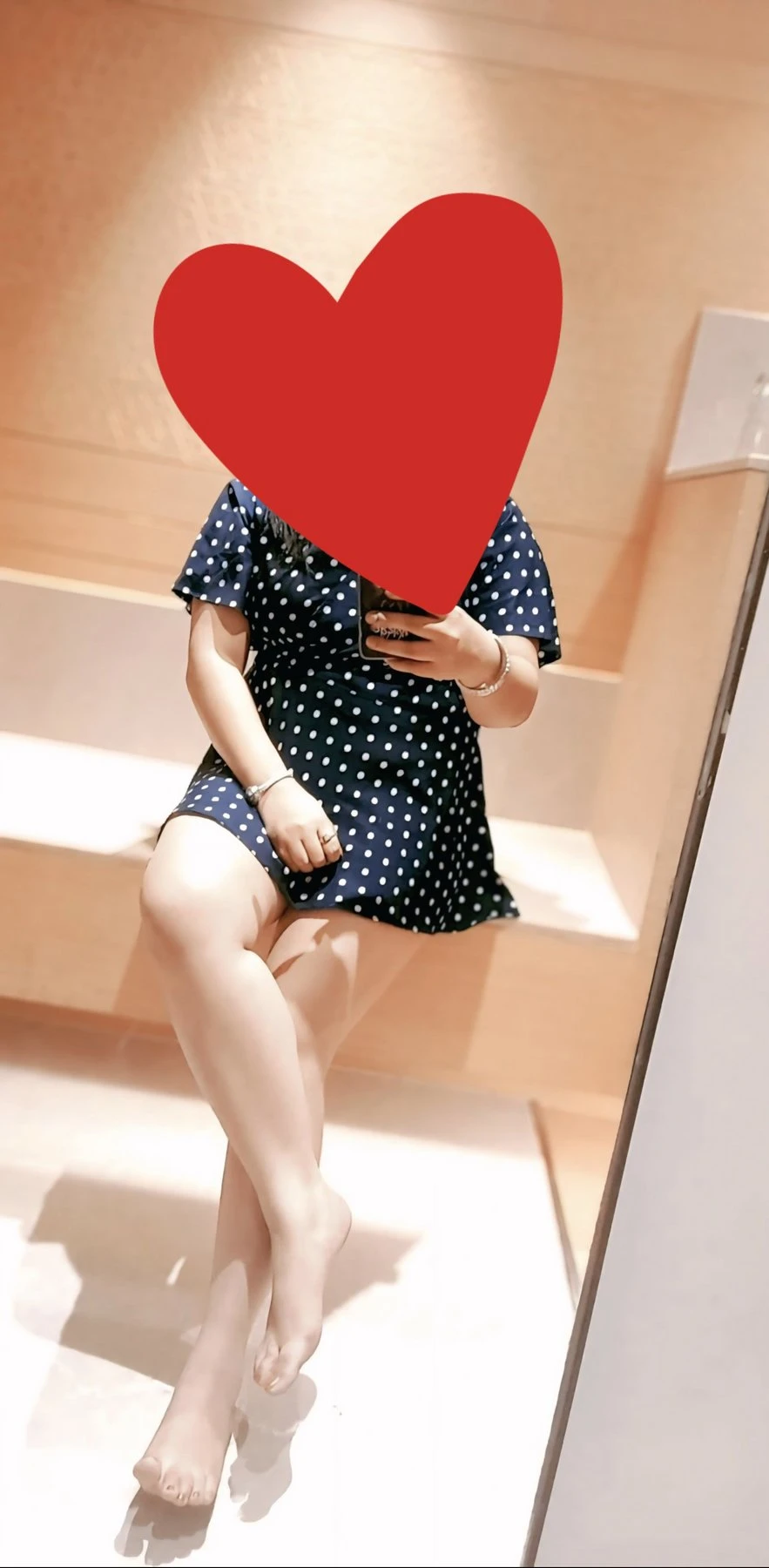 Jasmeet – Indian escort in New Delhi — 1 / 5