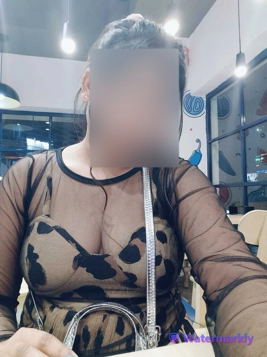 Sapna – Indian escort in Noida — 4 / 9