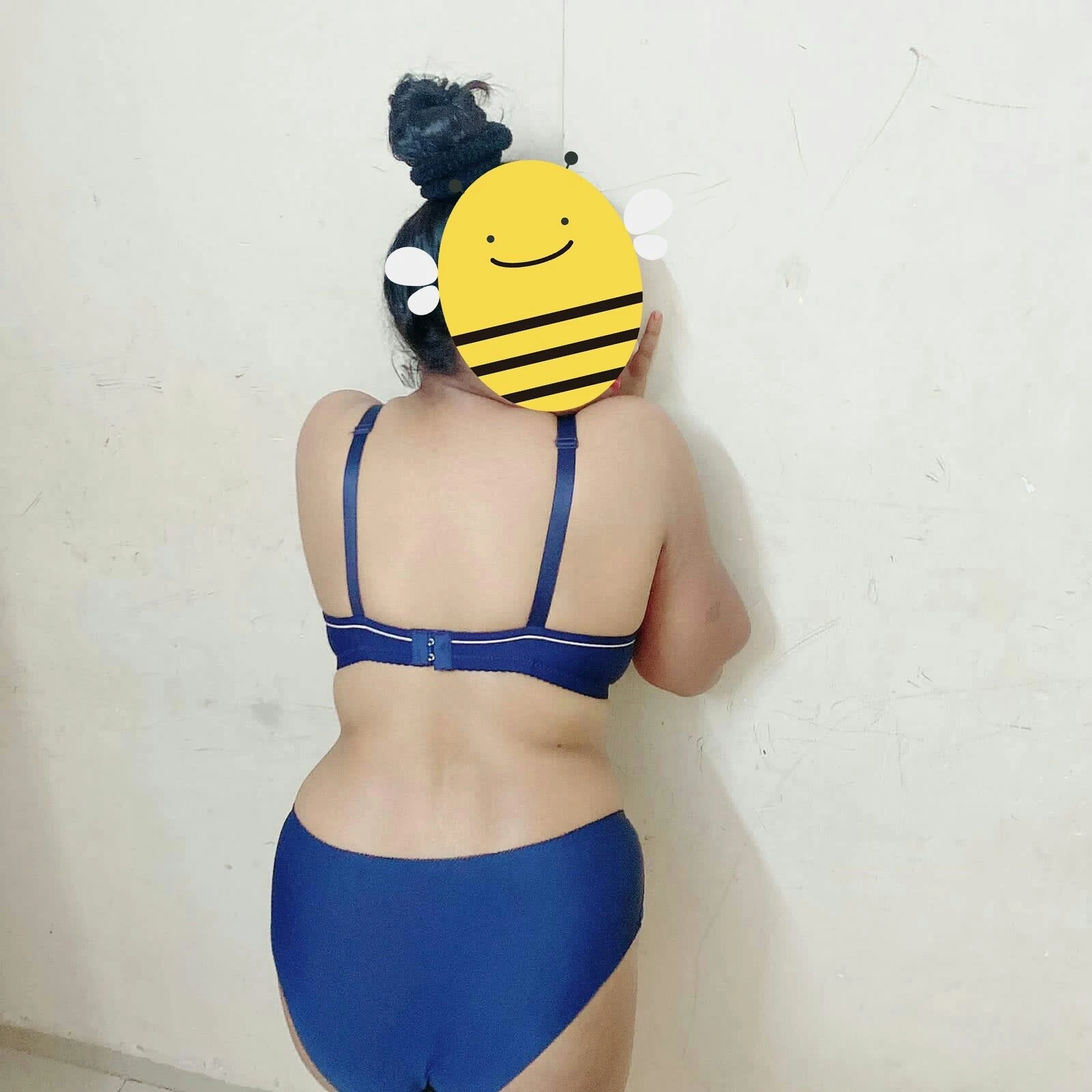 Shivani 6x9 – Indian escort in Mumbai — 7 / 19