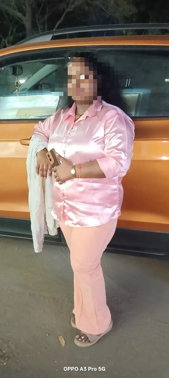 Neha Sende – Indian escort in Mumbai — 2 / 7
