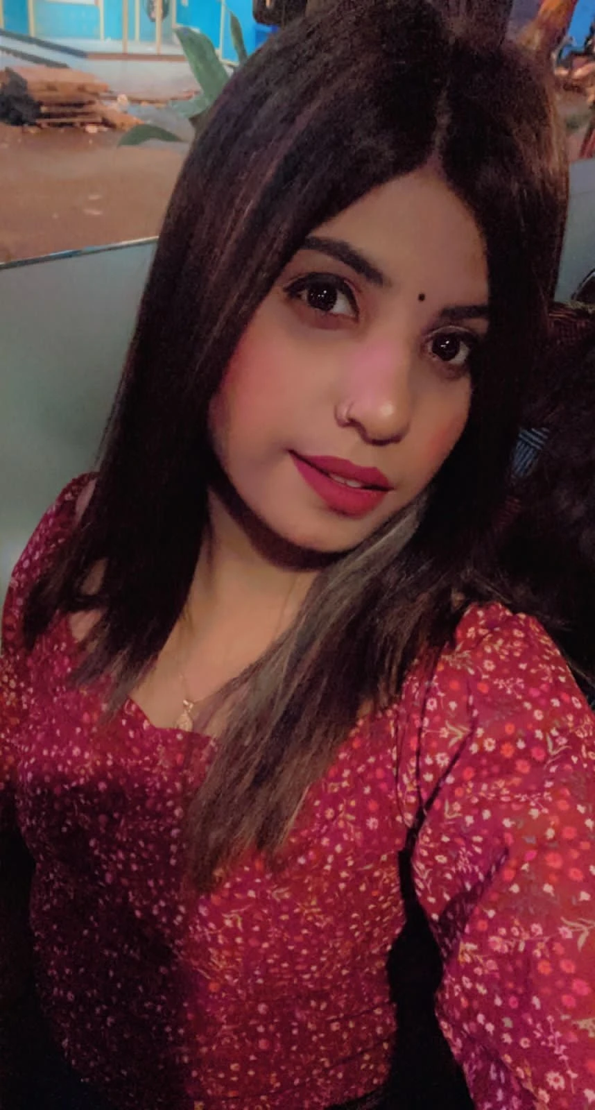 Pallavi Roy Cam Show & Real Meet – Indian escort in Pune — 1 / 4