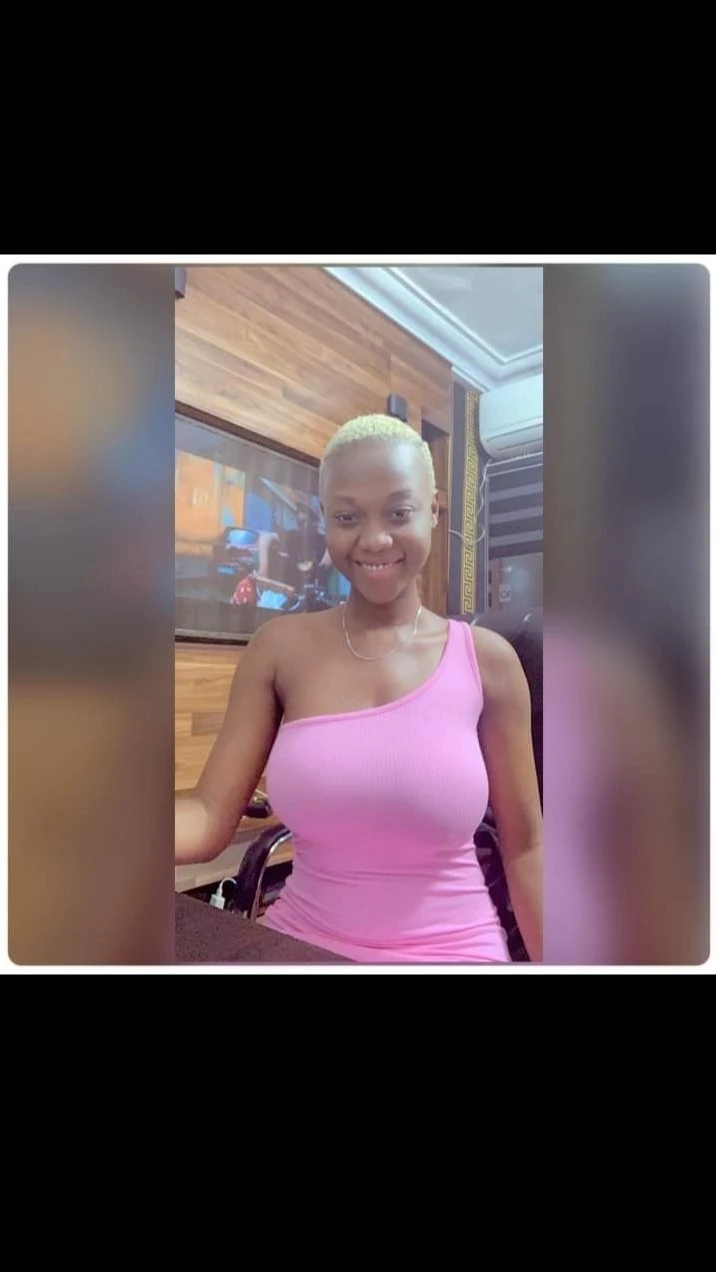 Rosa Lo – Batswana escort in Hyderabad — 2 / 4