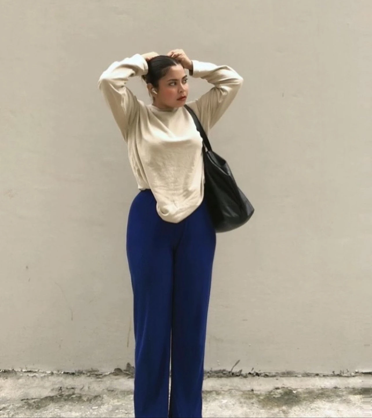 Ishuu – Nepalese escort in Kathmandu — 5 / 6