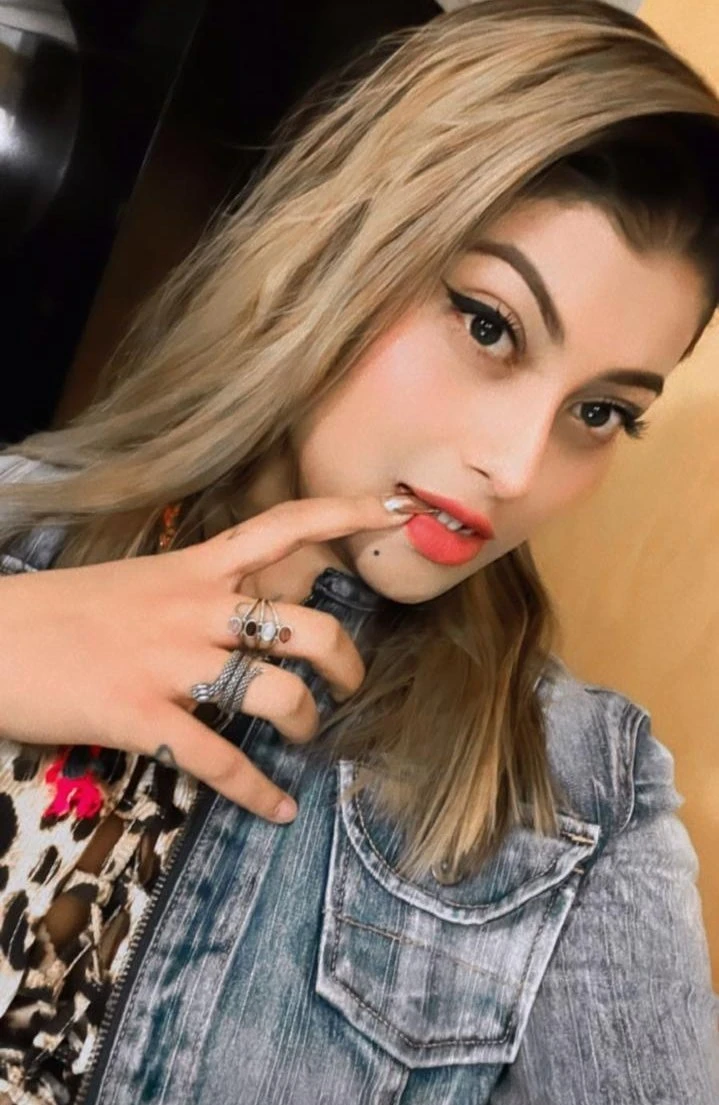 Divya Pune Independent Model Escorts – Indian escort in Pune — 1 / 3