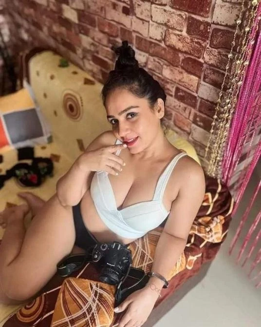 Available in pune service – Indian escort in Pune — 3 / 4