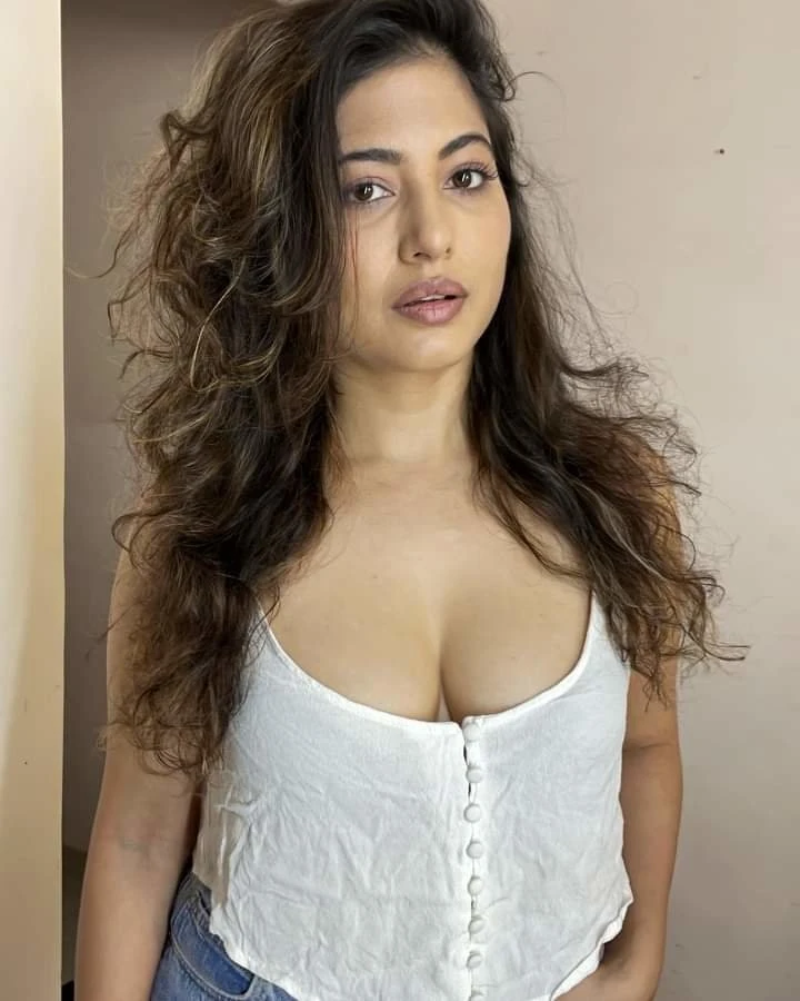 ꧁༻ Hyderabad Fun ༺꧂ – Indian escort in Hyderabad — 1 / 4