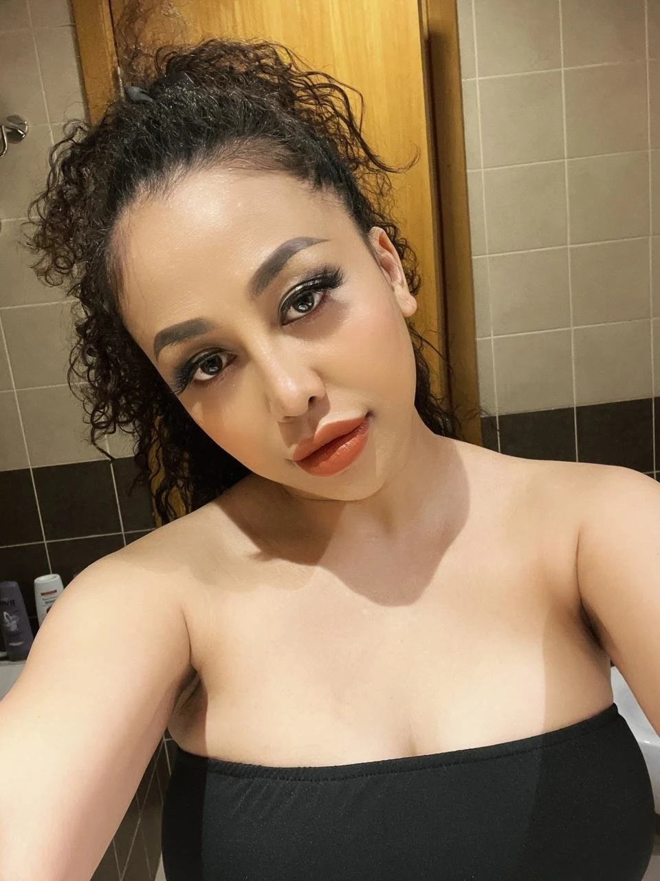 Amanda Best Full Service Anal – Vietnamese escort in Ho Chi Minh City — 5 / 11