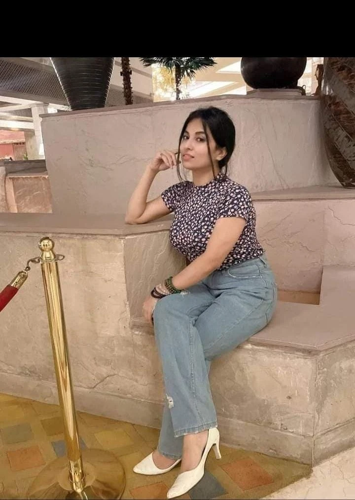 Sanskriti – Indian escort in Noida — 23 / 30