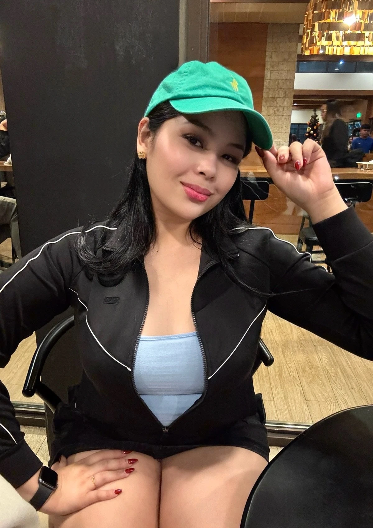 MIA 🇨🇴 – American escort in Macao — 7 / 29