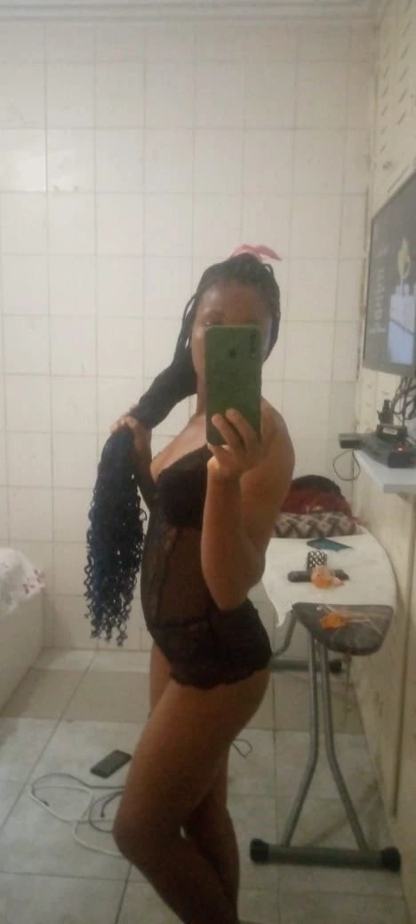 Gift – Ghanaian escort in Dakar — 3 / 4