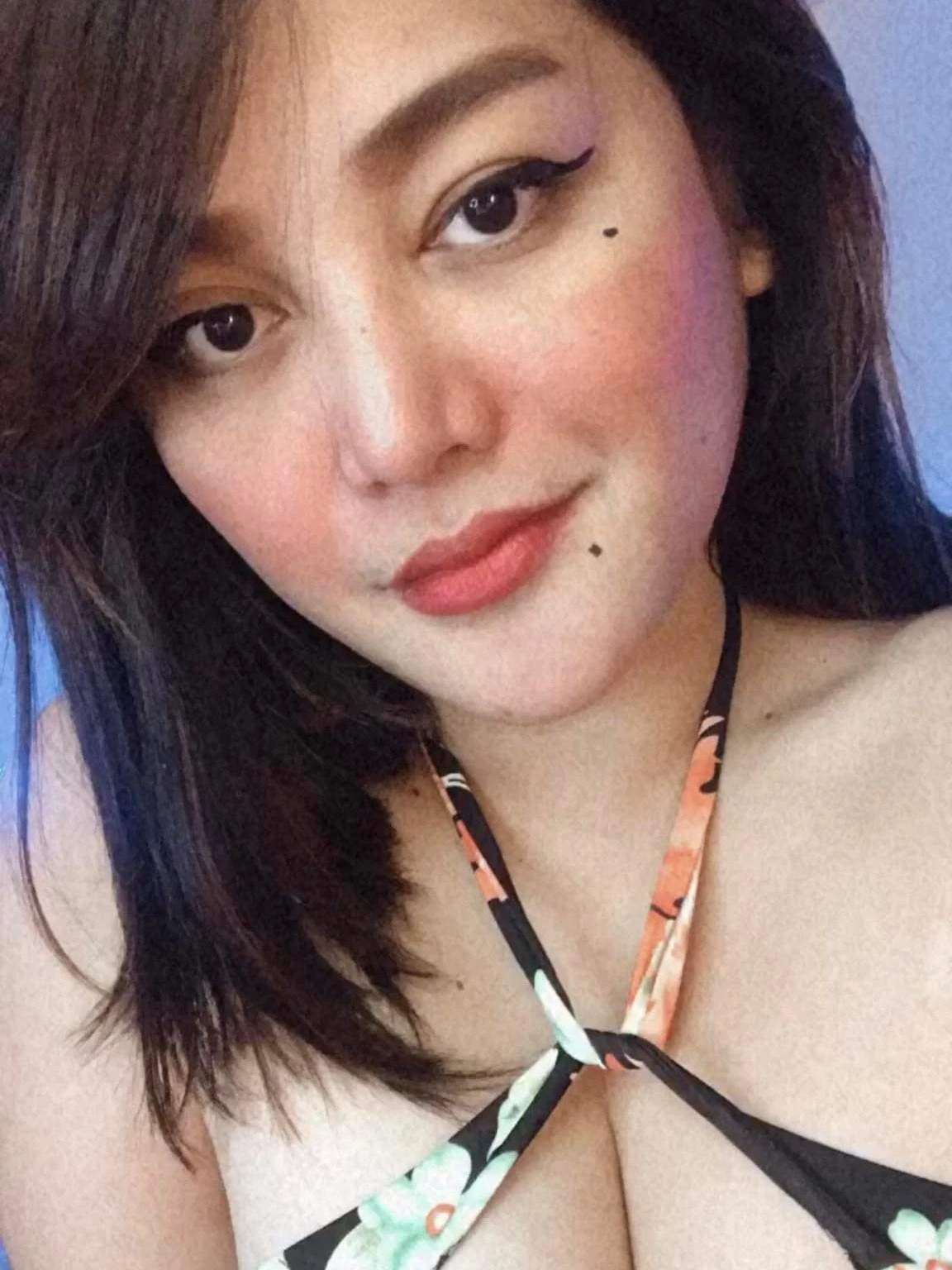 Voluptuous body – Singaporean escort in Macao — 8 / 23