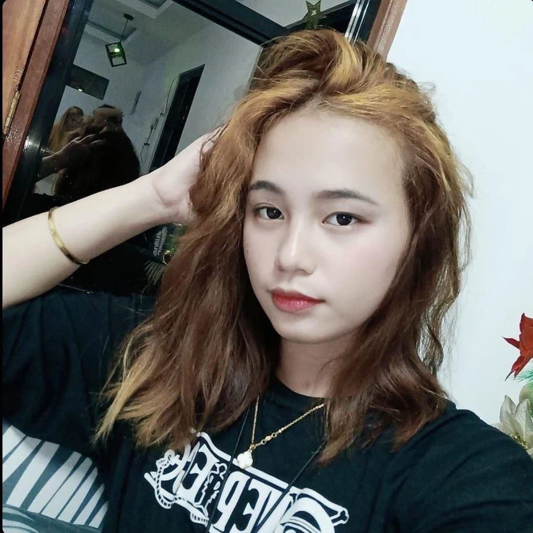 Kavita – Nepalese escort in Kathmandu — 2 / 5