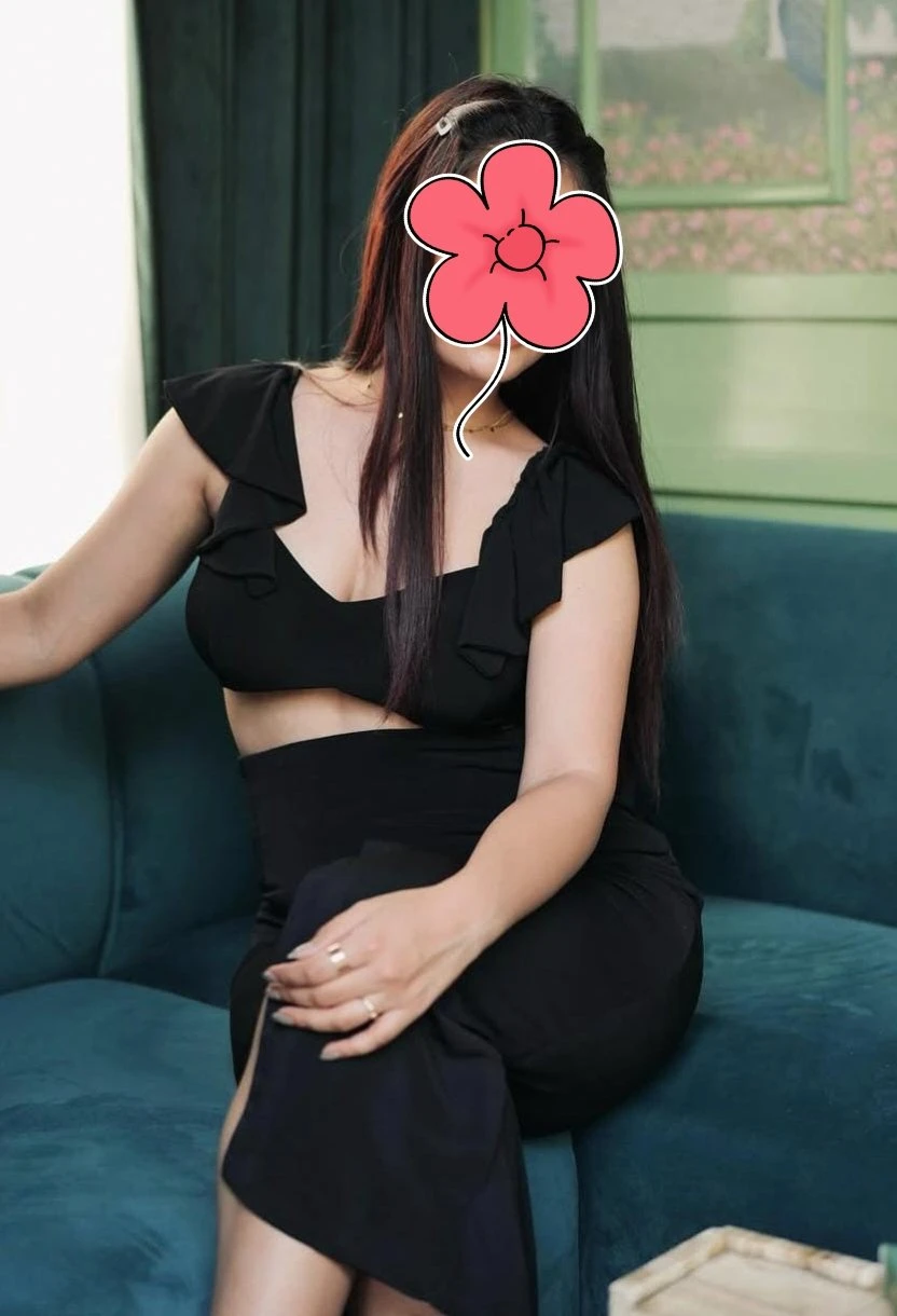 Kaira Cam & Real Meet (Independent) – Indian escort in Noida — 10 / 14