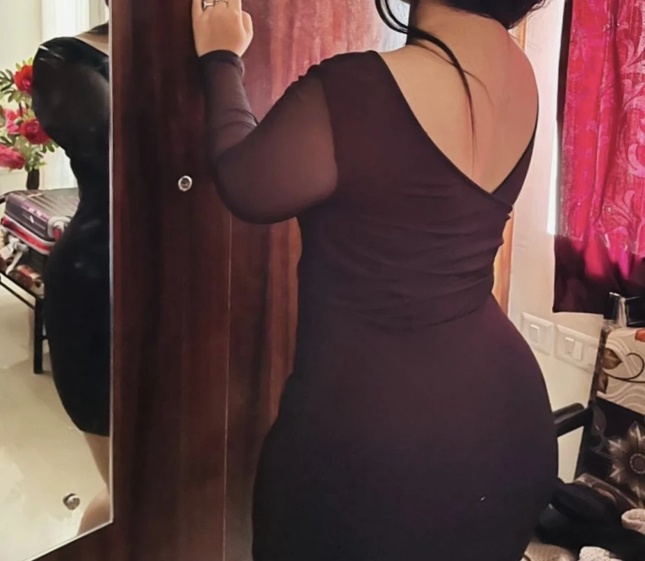 Zaraa Khan – Indian escort in Pune — 3 / 4