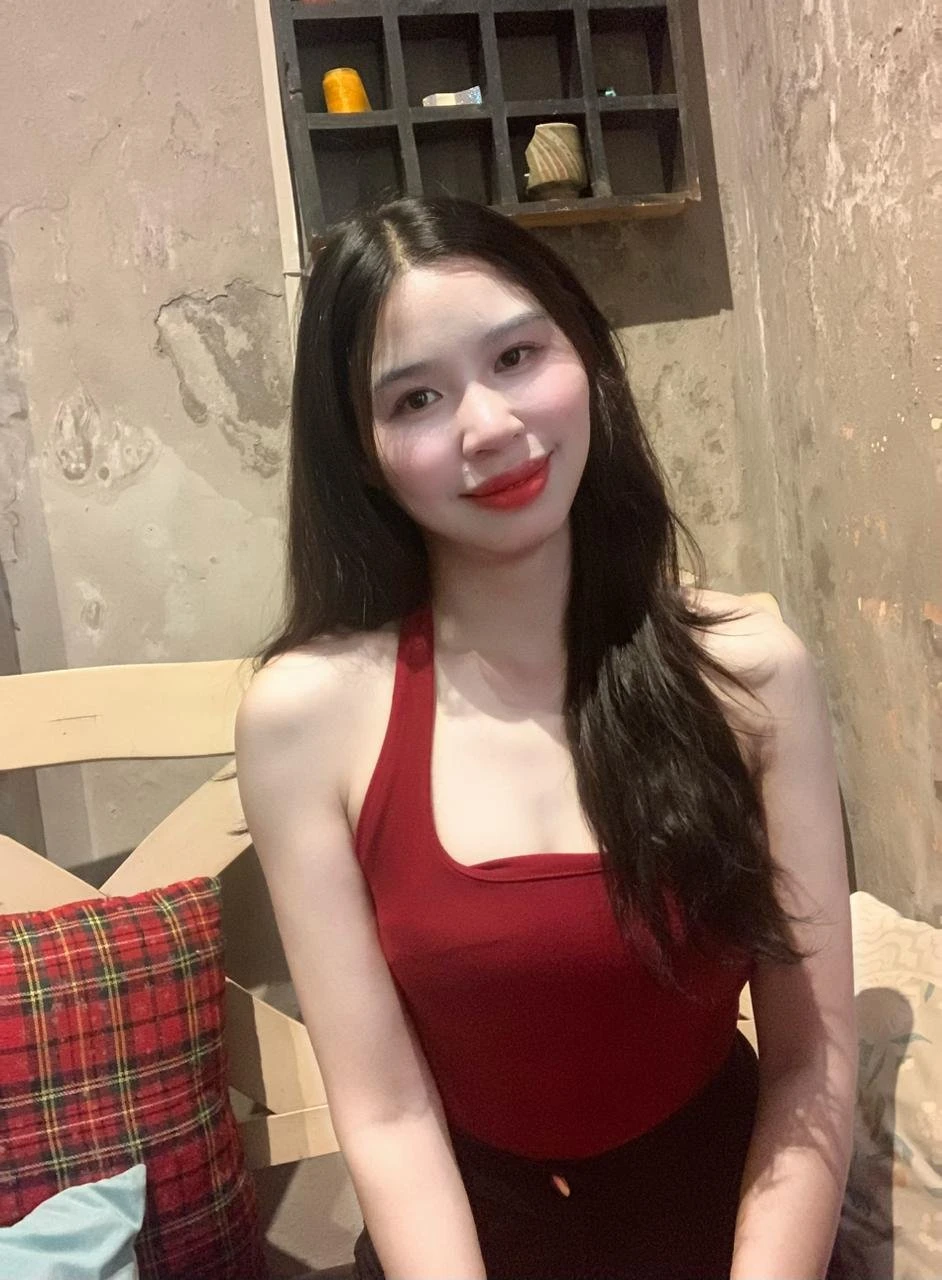 Tina – Vietnamese escort in Pune — 1 / 13
