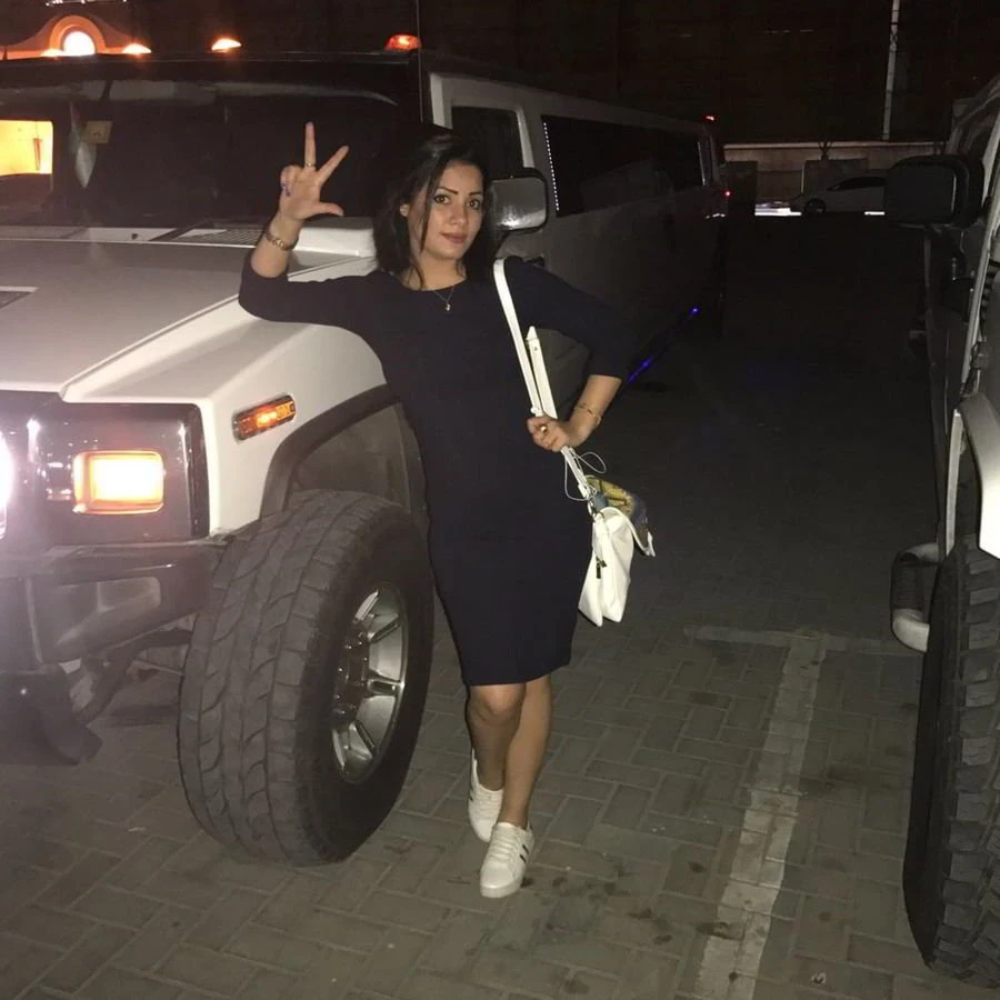 Pihu Patel – Indian escort in Mumbai — 5 / 6