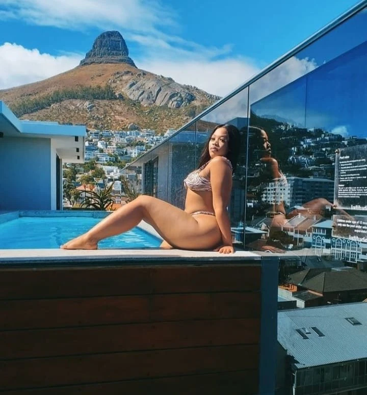 Babyontop – Zimbabwean escort in Beirut — 7 / 9
