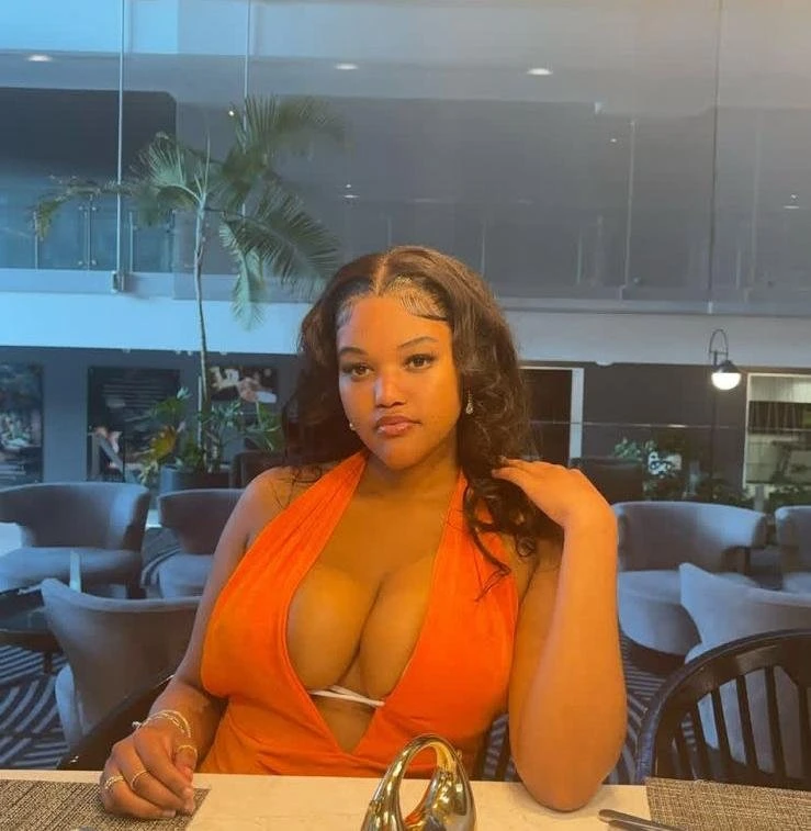 Lisa, Newly Arrived – South African escort in Noida, Escort, Noida