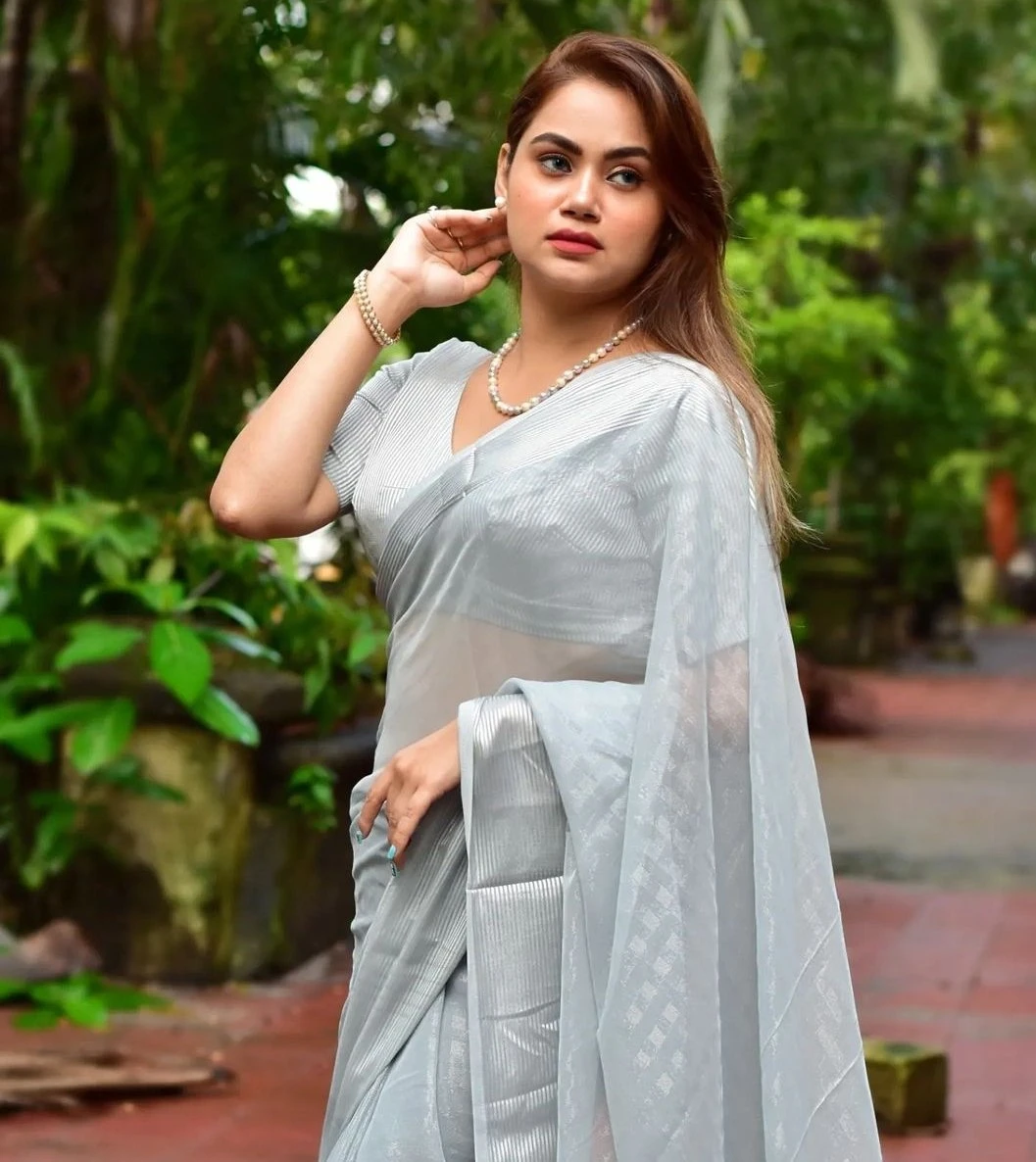 Hyderabad Escort Service – Indian escort in Hyderabad — 5 / 6