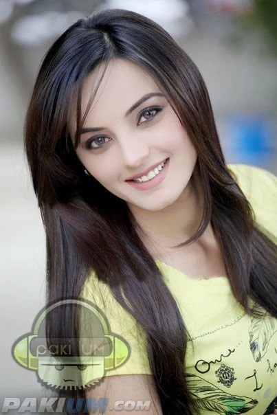 Elite Model O3493OOO66O – Pakistani escort in Karāchi — 11 / 16