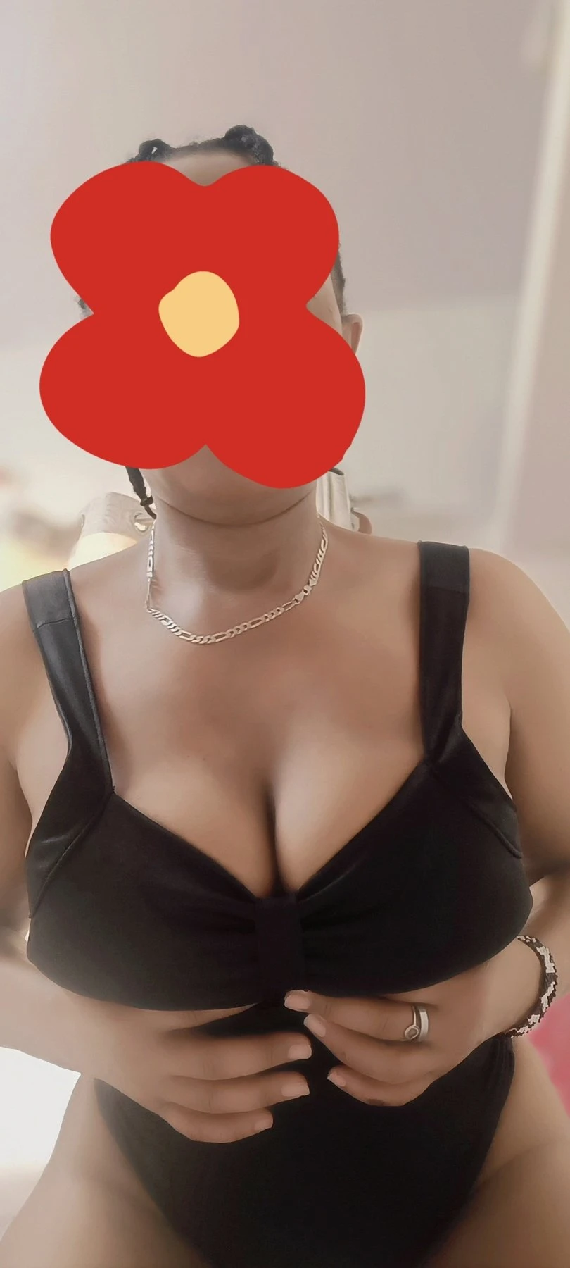 Lavin squirtingqueen greater Noida – Ghanaian escort in New Delhi — 5 / 7