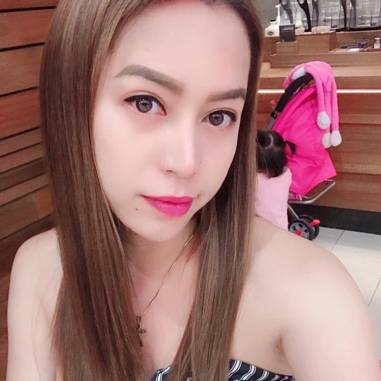 Hana – Spanish escort in Macao — 4 / 6