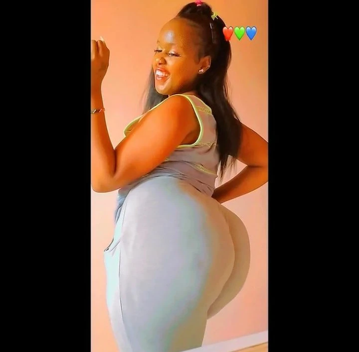 Lily – Zimbabwean escort in Erbil — 2 / 5