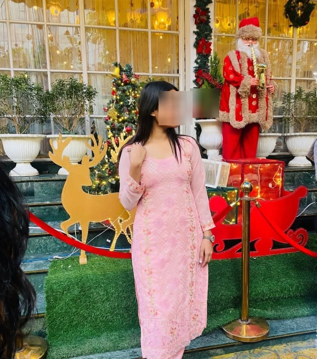Soha- Making Moments Special – Indian escort in Mumbai — 6 / 7