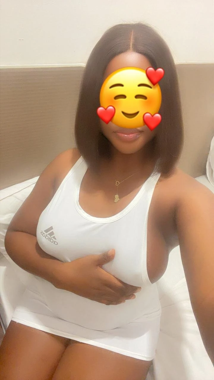 Mandy – escort in Noida — 2 / 3