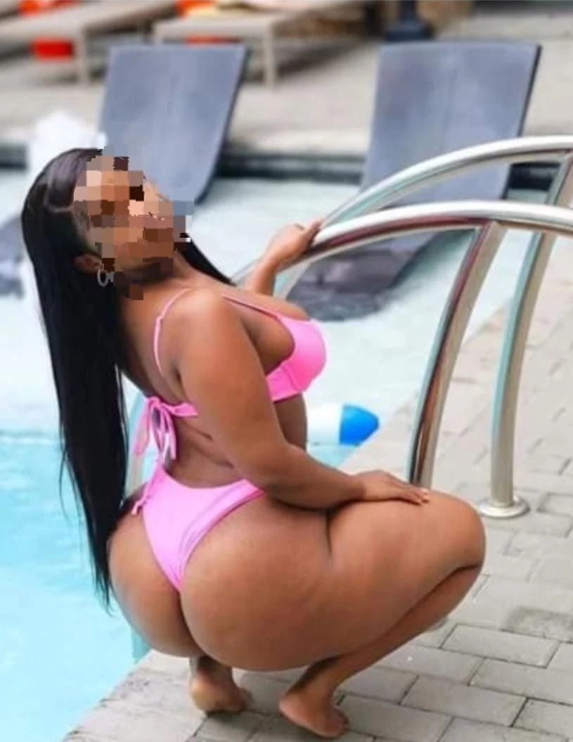 Presican Sexy African Babe – South African escort in Hyderabad — 1 / 3