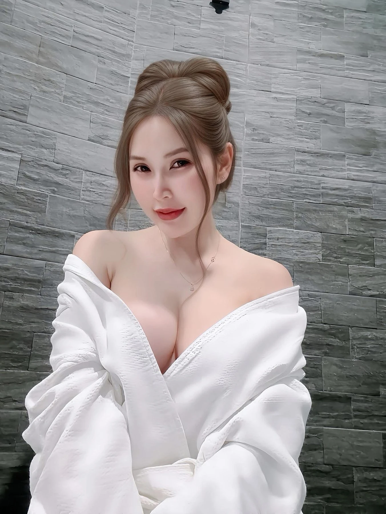 Tina – South Korean escort in Da Nang — 20 / 29