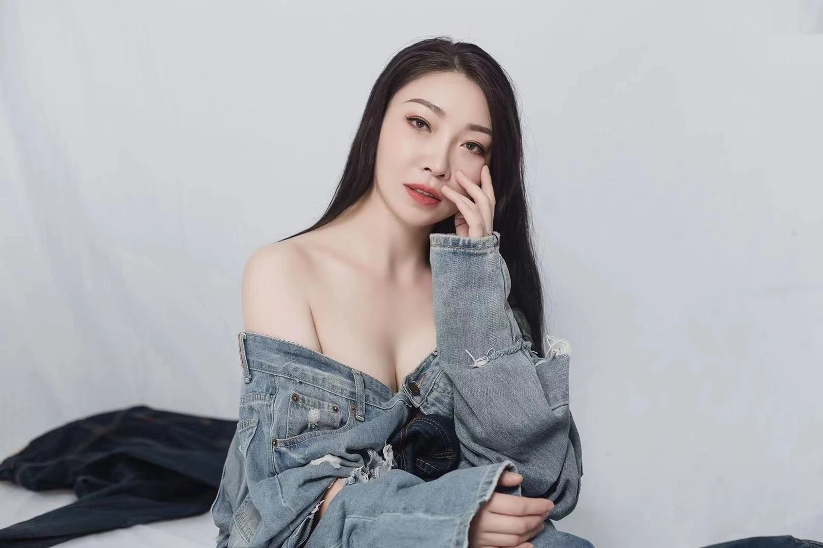 Victoria – Vietnamese escort in Maldives — 2 / 7