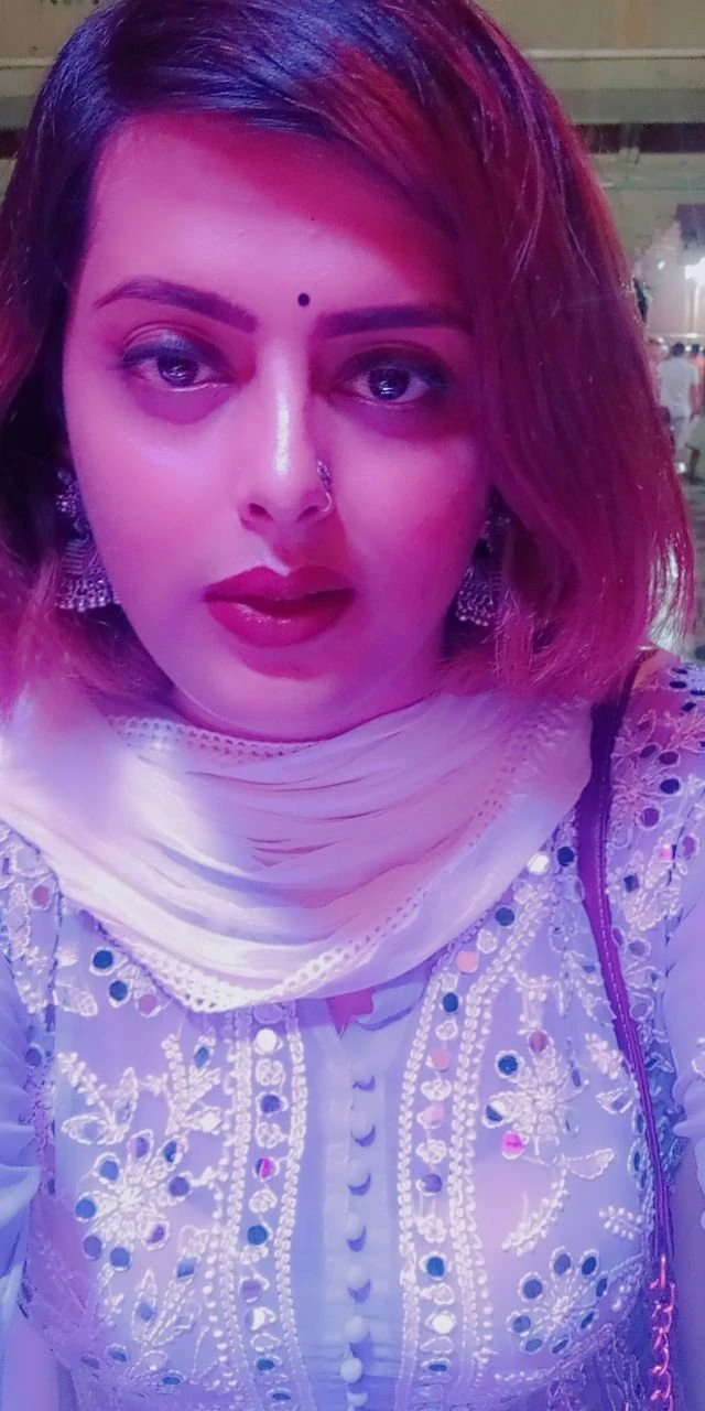 Neha Punjabi Mistress – Indian escort in Gurgaon — 12 / 16