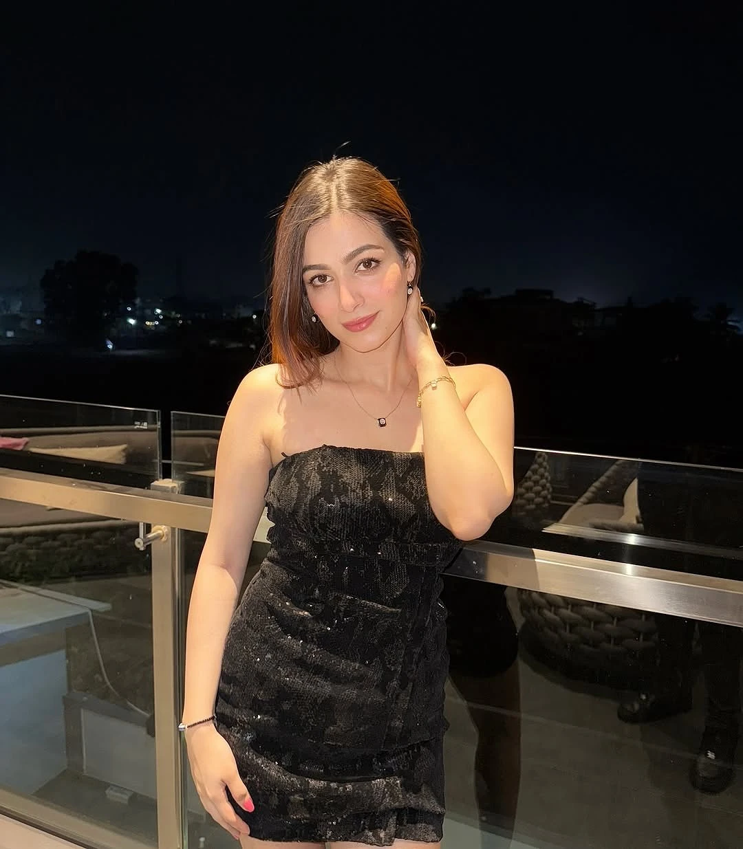 Ananya – Indian escort in Navi Mumbai — 3 / 9