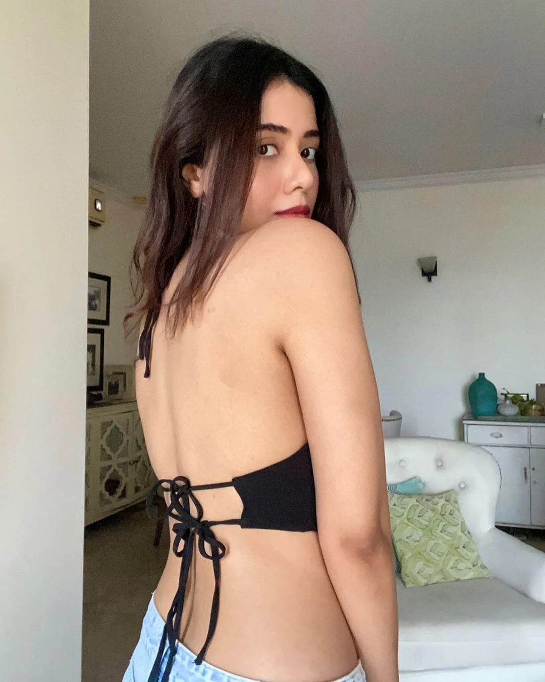 Himani Escort Service – Indian escort in Navi Mumbai — 3 / 4