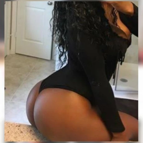 Morah – Rwandan escort in Kampala — 3 / 4