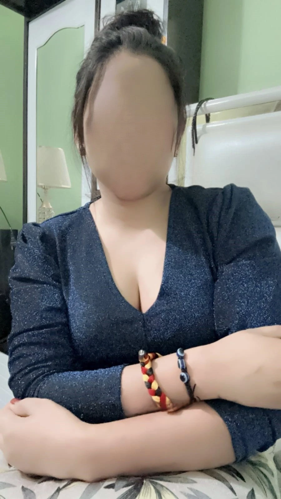 Meethi – Indian escort in New Delhi — 8 / 16