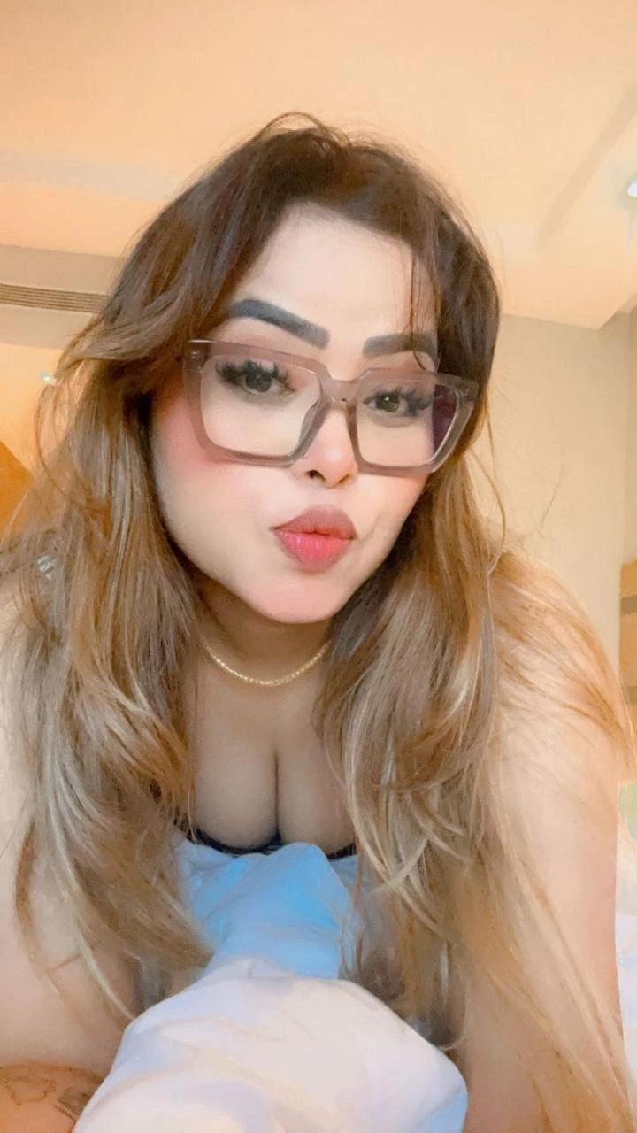 Leena Escorts Nagpur – Indian escort in Nagpur — 9 / 20