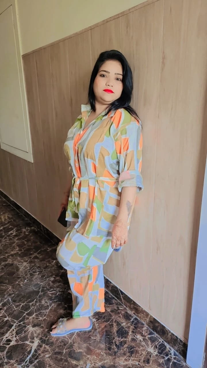 I Am Independent Khushi. Come and Enjoy – Indian escort in New Delhi — 1 / 2