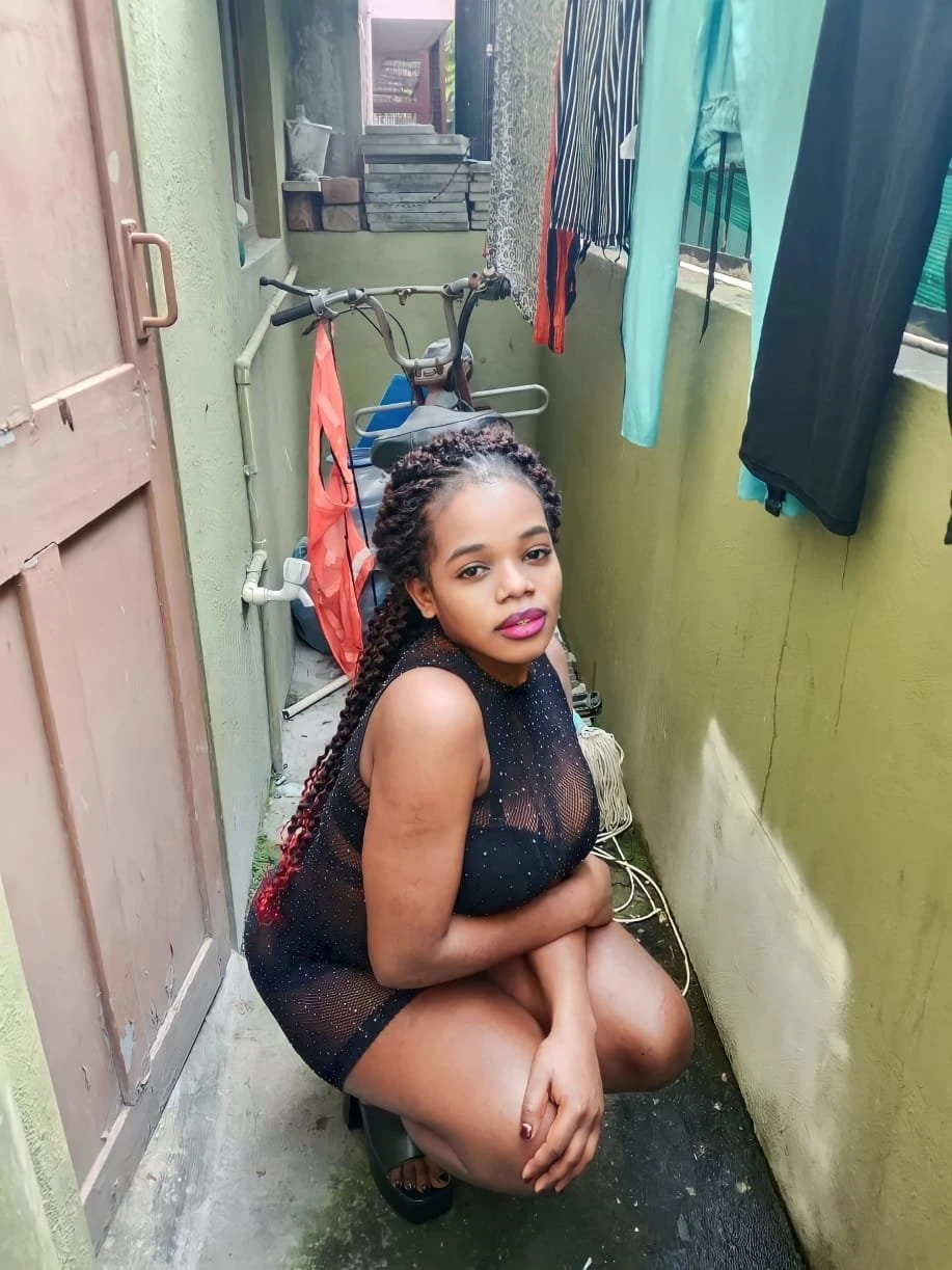 Jemmy – South African escort in Bangalore — 3 / 6