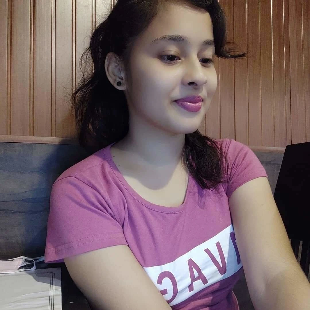 Shreya Aggarwal – Colombian escort in Meerut — 2 / 3