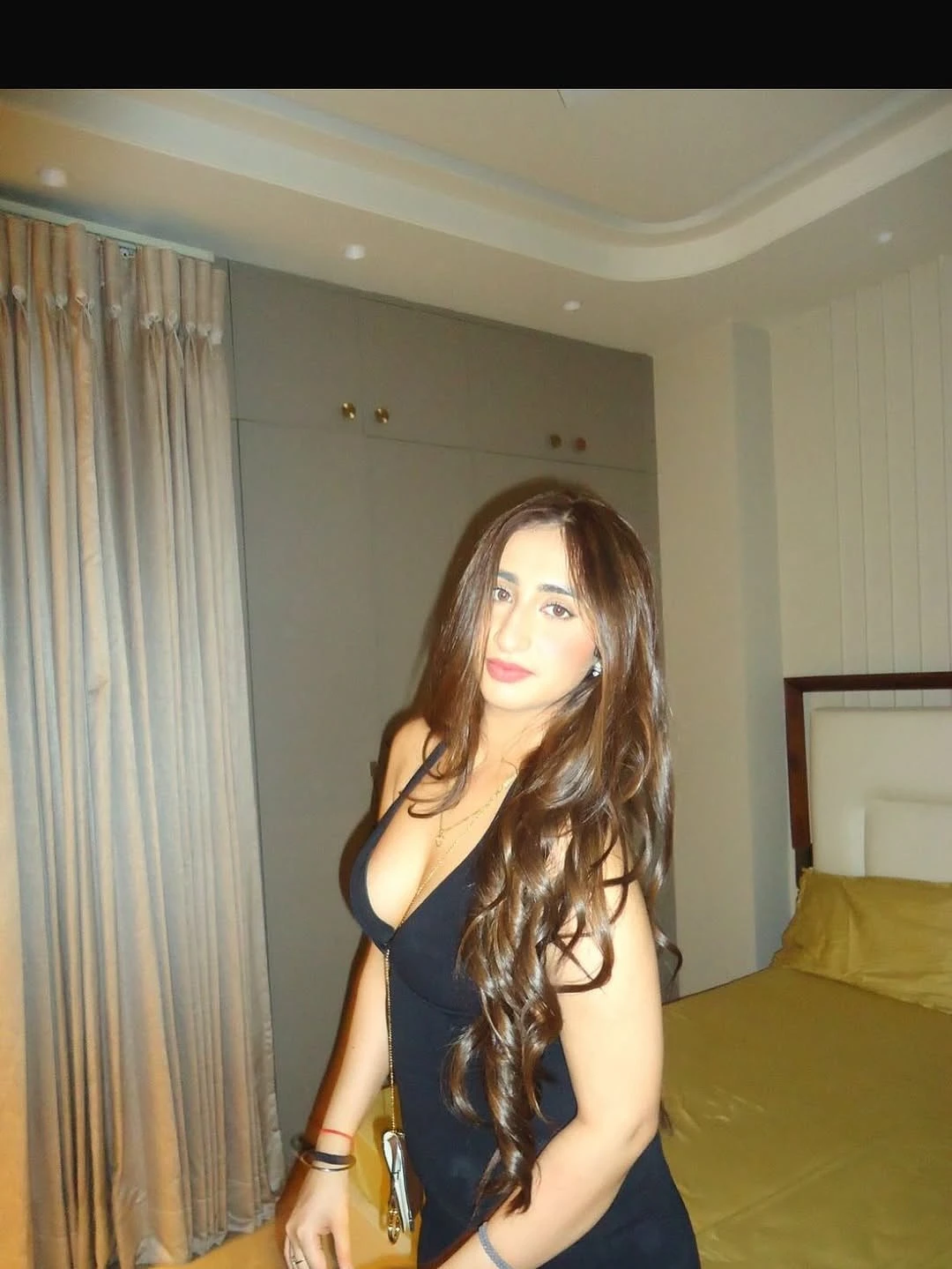 Priya – Indian escort in Mangalore — 2 / 3